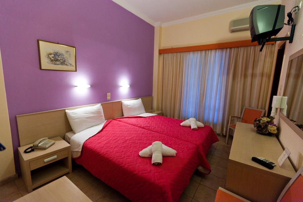 Hotel Possidon Aegina Cameră foto